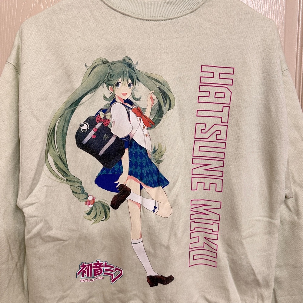 Zara Cream Anime Graphic Sweater